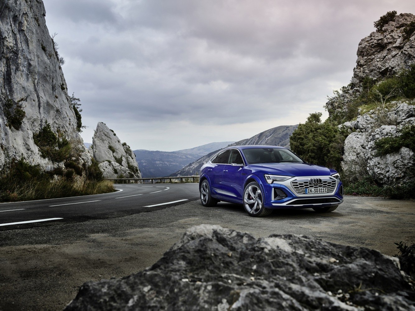 Audi SQ8 etron technical specifications and fuel economy